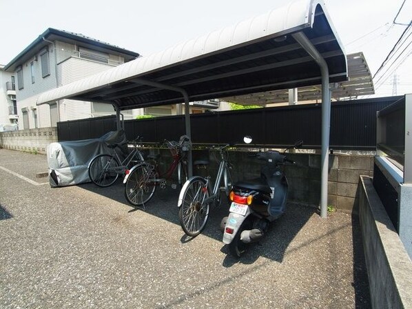 ラフィネ多摩平の物件内観写真